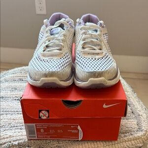 Women’s Nike Lunarswift Breathe size 8